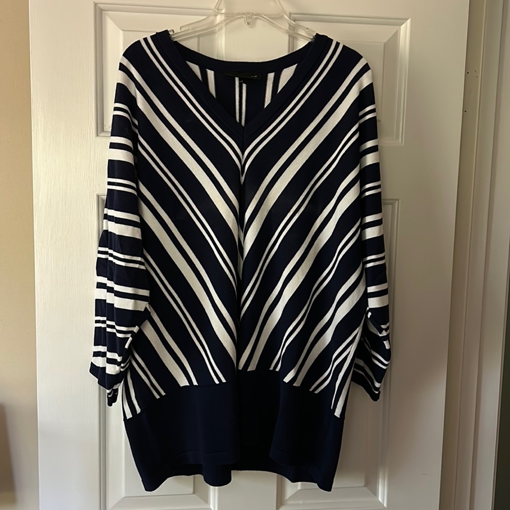 Lane Bryant sweater navy/white diagonal 22/24